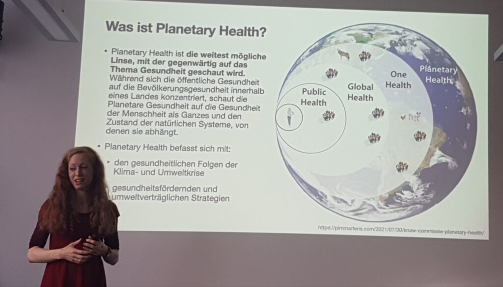 Science2Society-Netzwerkerin Mirjam Jenny bei der Think Tank 30 Tagung 2022