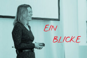 Tina Teucher moderiert - mit Schriftzug Einblicke