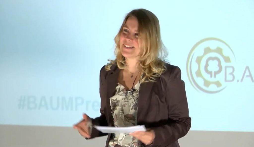 Tina Teucher Moderatorin B.A.U.M. Umweltpreis und Nachhaltigkeitspreis 2020