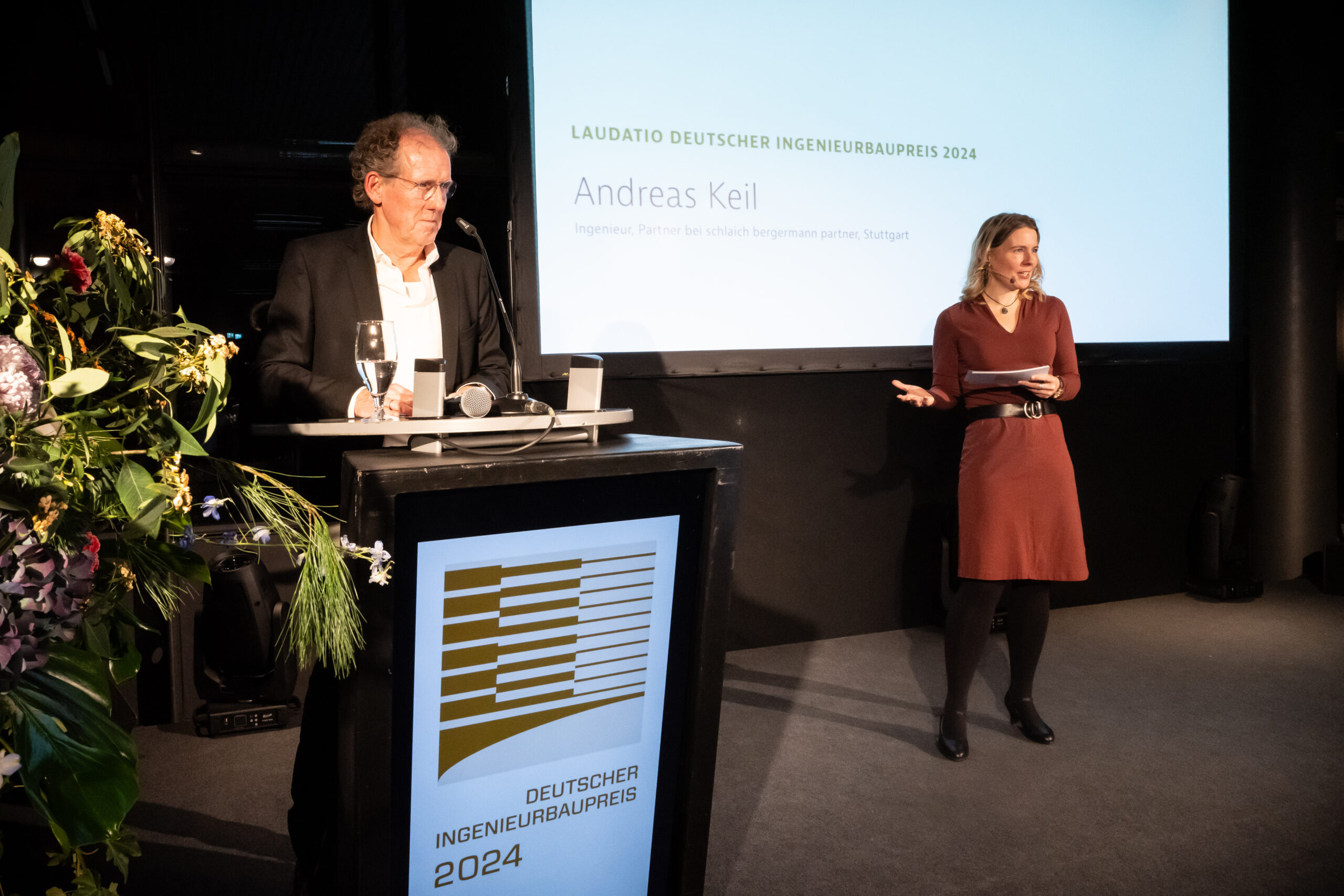 Tina Teucher moderiert Ingenieurbaupreisverleihung
